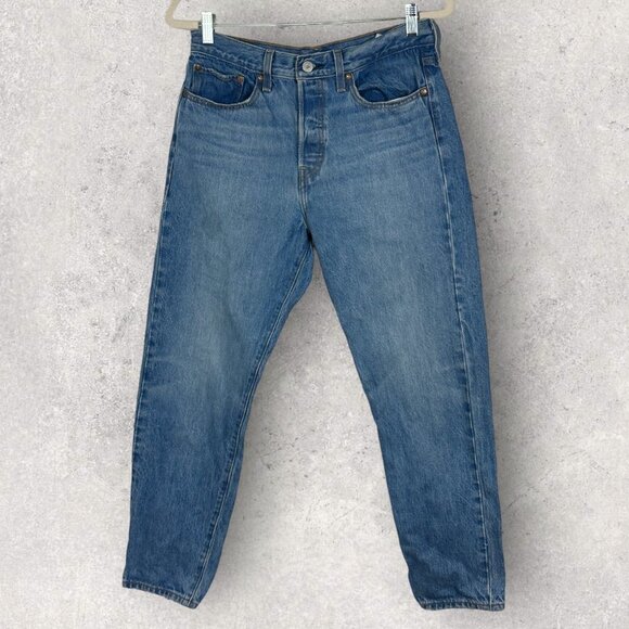 Free People Levis Icon Wedgie Jeans Size 30 Blue Denim Button Fly High Rise Boho - Picture 3 of 15